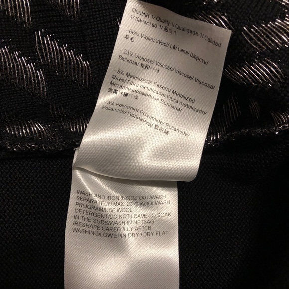 Sz XL Escada Shiloah Black and Silver Sleeveless Knit Top - Picture 15 of 16